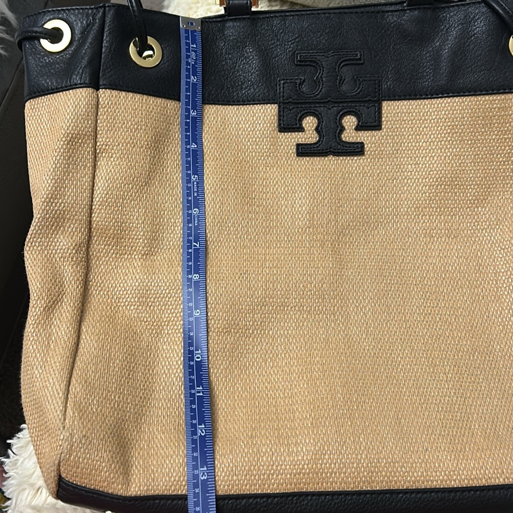 Tory Burch Black and Tan Tote Bag - Picture 13 of 16